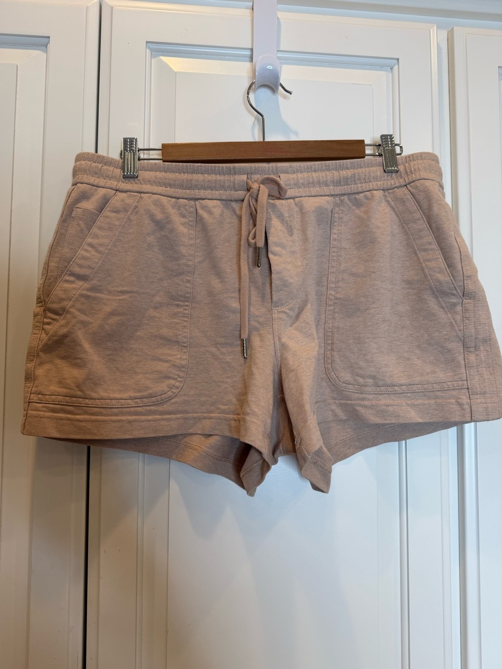 Athleta Soft Blush Drawstring Athletic Shorts sz 14